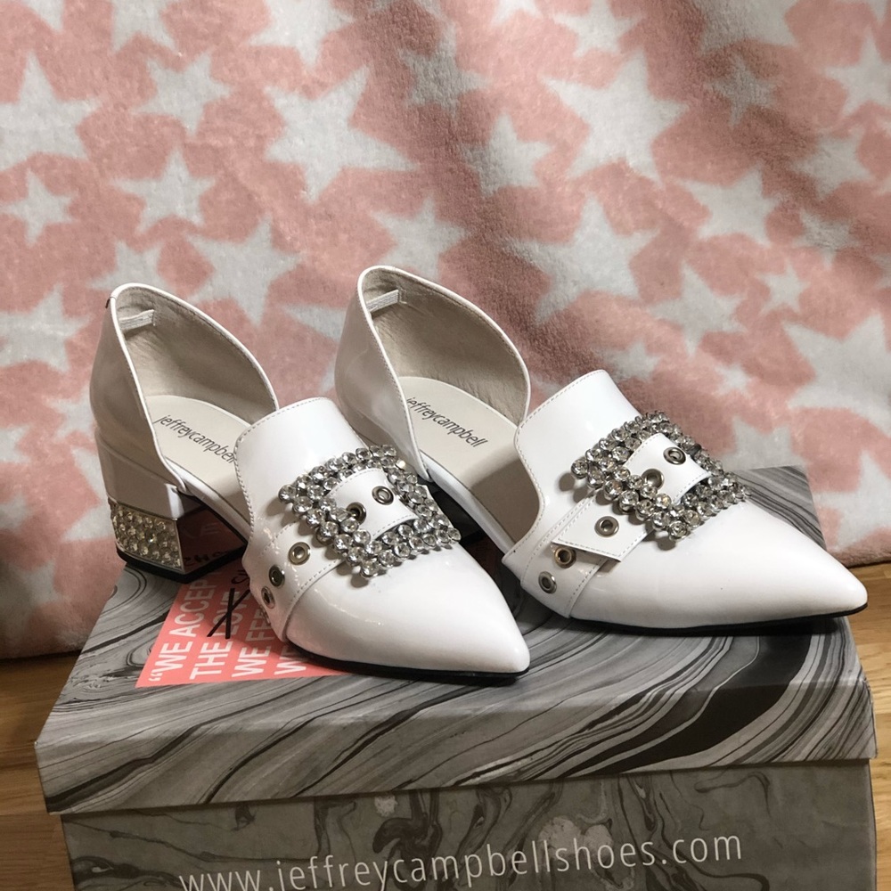 Jeffrey Campbell white patent shoes, 7 US